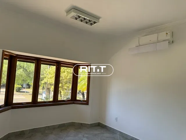 Casa com 500m² 5 quartos e 7 banheiros, para alugar, no bairro Loteamento Residencial Fazenda São José em Avenida Nelson Martini