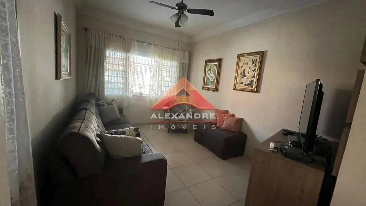 Casa, 2 quartos, 125 m² - Foto 1