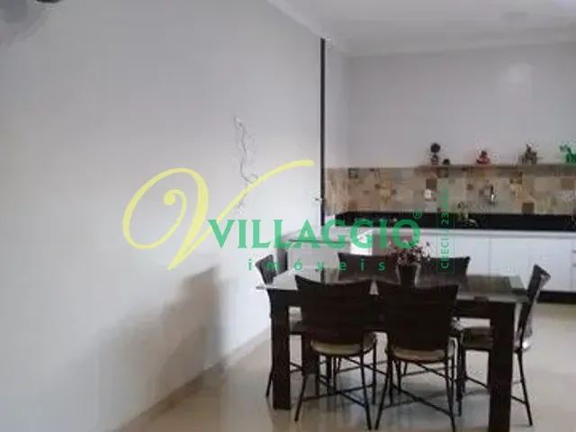 Casa com 200m² 3 quartos e 3 banheiros, à venda, no bairro Residencial Santa Cruz em São José do Rio Preto