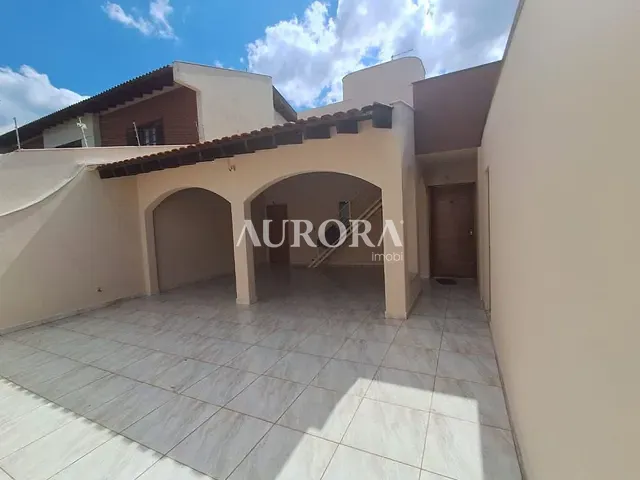 Casa com 390m² 3 quartos e 5 banheiros, à venda, no bairro Jardim Andrade em Londrina
