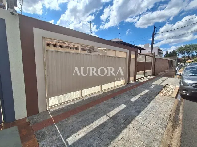 Casa com 390m² 3 quartos e 5 banheiros, à venda, no bairro Jardim Andrade em Londrina