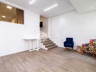 Foto do Casa-Casa tipo para venda em Vila Mangalot com 4 quartos, sendo 1 suíte, 100m²