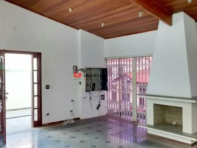 Casa com 400m², à venda, no bairro Santa Paula em São Caetano do Sul