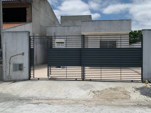 Casa com 200m² 2 quartos e 1 banheiro, à venda, no bairro Cesar Park em Pindamonhangaba