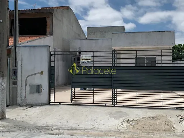 Casa com 200m² 2 quartos e 1 banheiro, à venda, no bairro Cesar Park em Pindamonhangaba