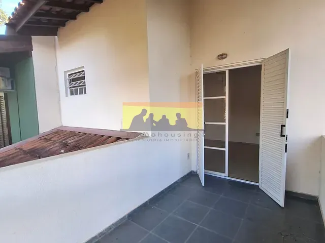 Casa com 300m² 4 quartos e 5 banheiros, para alugar, no bairro Barão Geraldo em Campinas