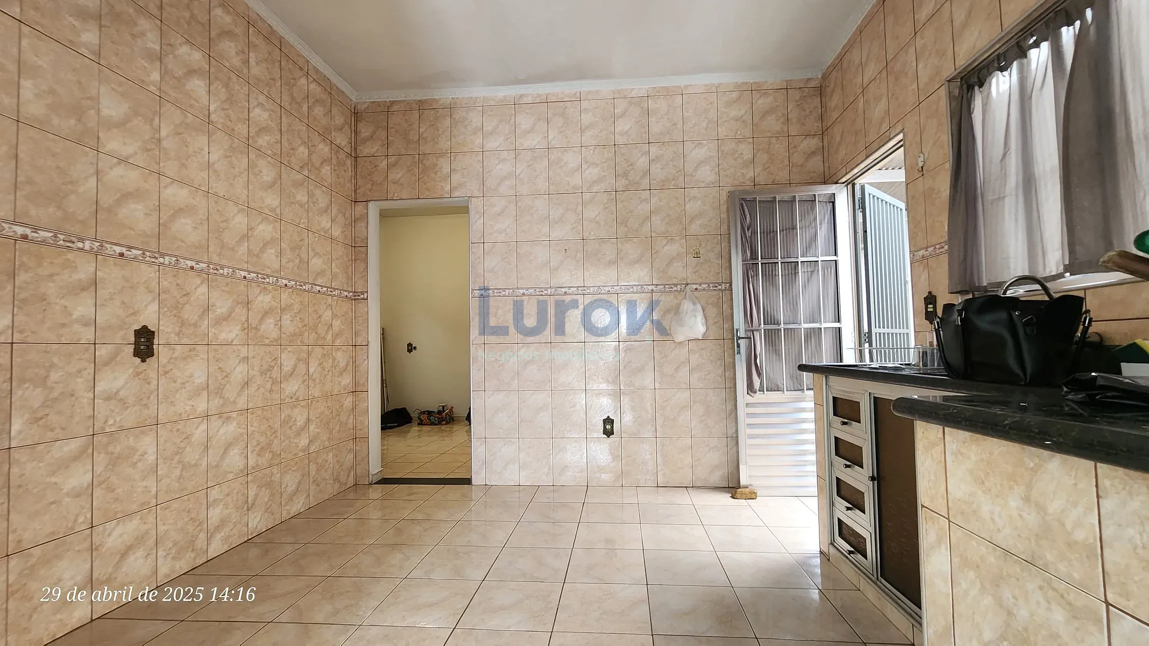 Casa, 2 quartos, 180 m² - Foto 11