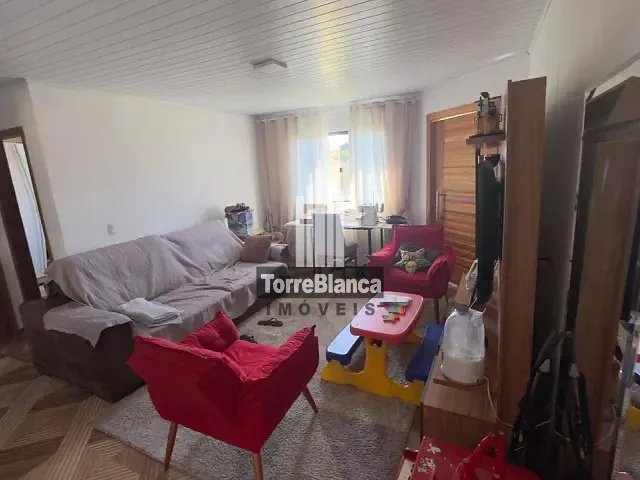 Casa com 462m² 3 quartos e 2 banheiros, à venda, no bairro Orfãs em Ponta Grossa