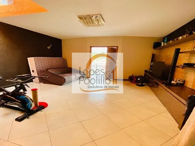 Casa com 512m² 2 quartos e 1 banheiro, à venda, no bairro Jardim Estância Brasil em Atibaia