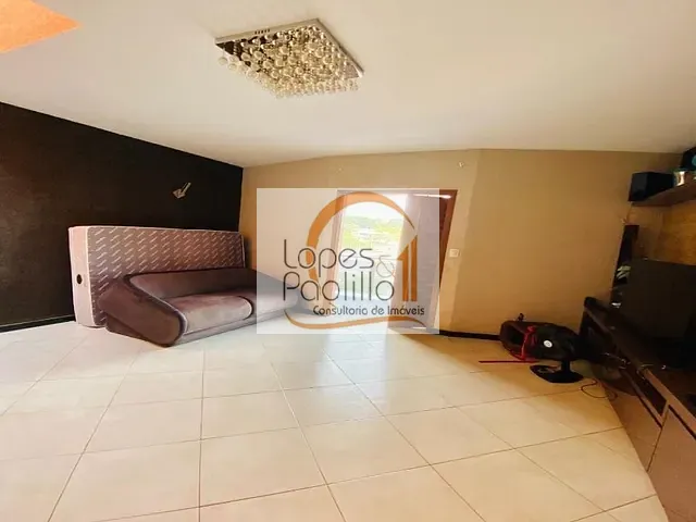 Casa com 512m² 2 quartos e 1 banheiro, à venda, no bairro Jardim Estância Brasil em Atibaia