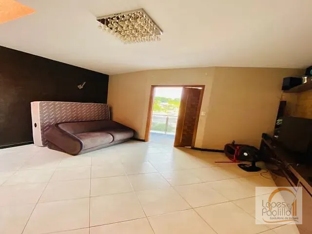 Casa com 512m² 2 quartos e 1 banheiro, à venda, no bairro Jardim Estância Brasil em Atibaia
