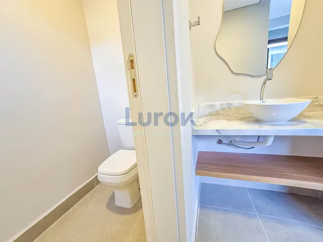 Casa com 145m² 3 quartos e 4 banheiros, à venda, no bairro Chácaras Silvania em Valinhos
