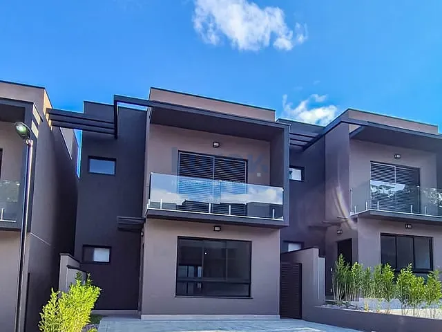 Casa com 145m² 3 quartos e 4 banheiros, à venda, no bairro Chácaras Silvania em Valinhos