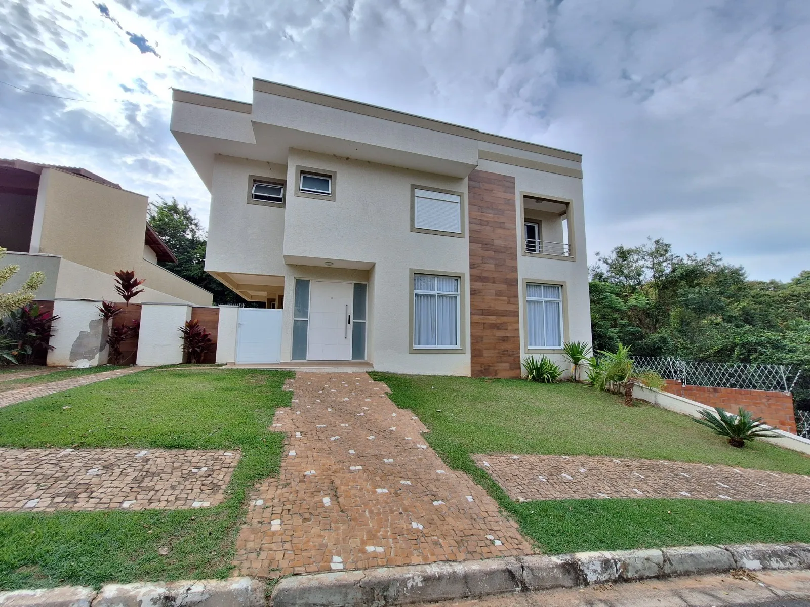 Casa para locação em Valinhos