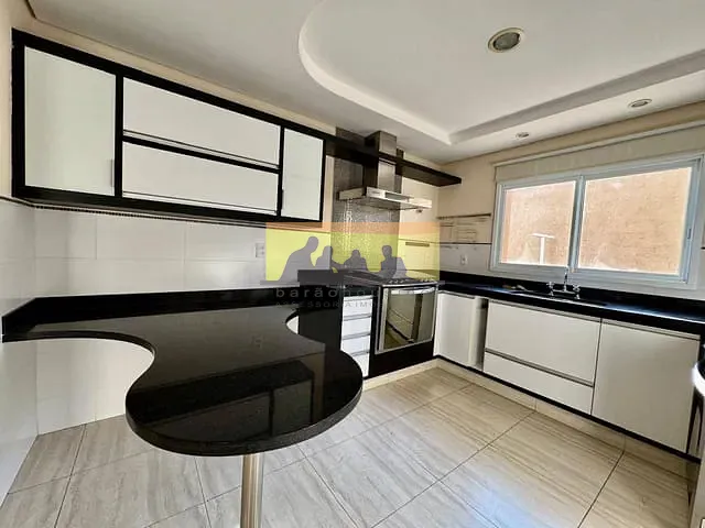 Casa com 442m² 3 quartos e 3 banheiros, à venda, no bairro Betel em Paulínia