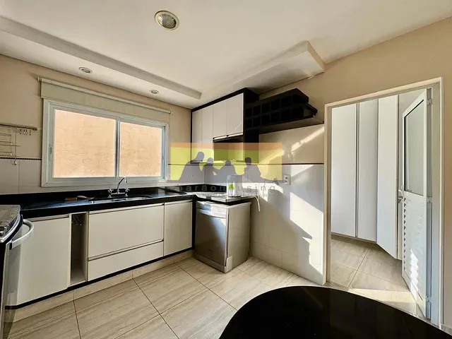 Casa com 442m² 3 quartos e 3 banheiros, à venda, no bairro Betel em Paulínia