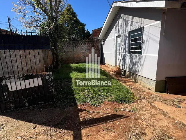 Casa 3 quartos e 1 banheiro, à venda, no bairro Contorno em Ponta Grossa