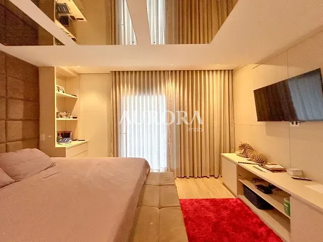 Casa com 700m² 4 quartos e 6 banheiros, à venda, no bairro Esperança em Londrina