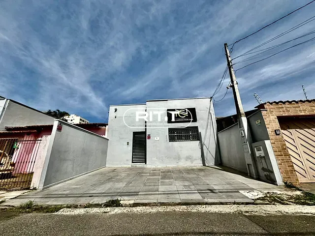 Casa para alugar, no bairro Bosque em Campinas