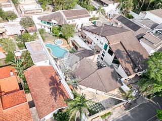 Foto do Casa-Casa tipo para venda em Jardim Floresta com 4 quartos, sendo 3 suítes, 409m²