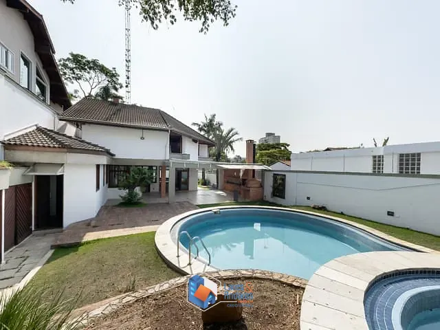 Casa com 750m² 4 quartos e 6 banheiros, à venda, no bairro Jardim Floresta em São Paulo