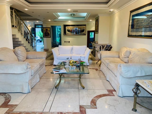 Casa com 575m² 4 quartos e 6 banheiros, à venda, no bairro Alphaville em Santana de Parnaíba