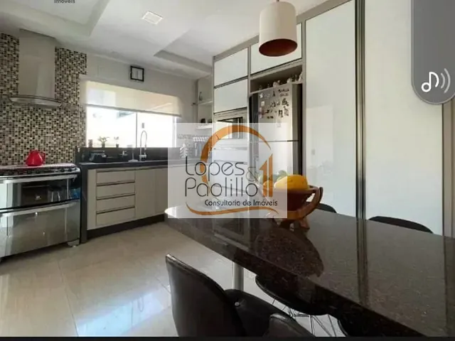 Casa com 125m² 3 quartos e 3 banheiros, à venda, no bairro Jardim das Palmeiras em Atibaia