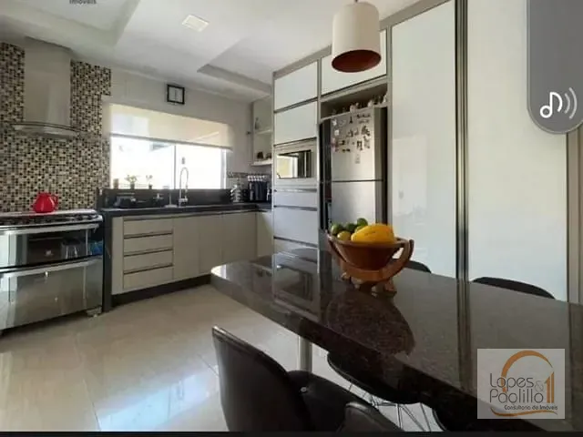 Casa com 125m² 3 quartos e 3 banheiros, à venda, no bairro Jardim das Palmeiras em Atibaia