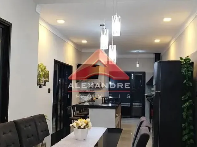 Casa com 251m² 3 quartos e 2 banheiros, à venda, no bairro Residencial Alta Vista 2 em Caçapava