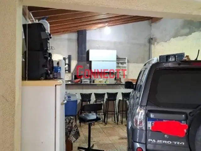 Casa com 200m² 4 quartos e 2 banheiros, à venda, no bairro Adelino Simioni em Ribeirão Preto