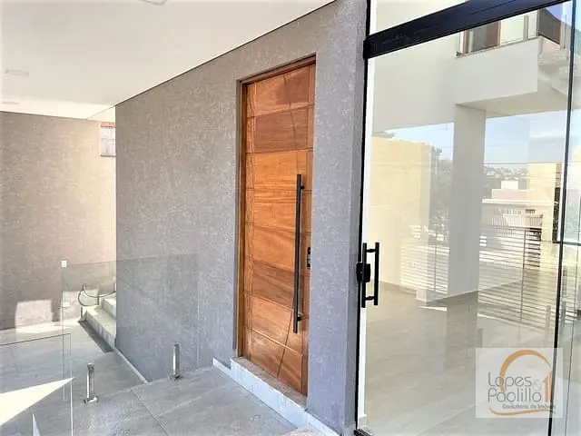 Casa com 360m² 3 quartos e 4 banheiros, à venda, no bairro Parque Arco Iris em Atibaia