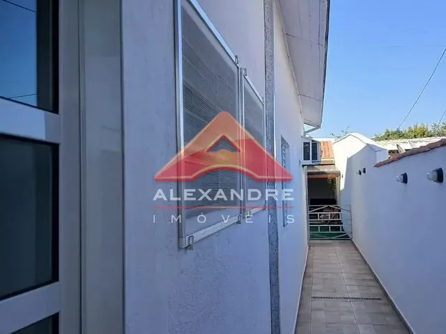 Casa com 10m² 2 quartos e 1 banheiro, à venda, no bairro Jardim Paulista em São José Dos Campos