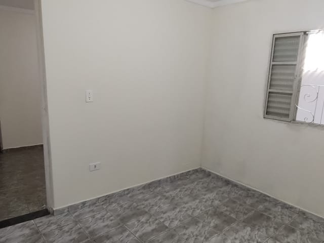 Foto do Casa - Casa para locação, Parque Continental II com uma vaga para MOTO Guarulhos, SP | Imobiliária Compare