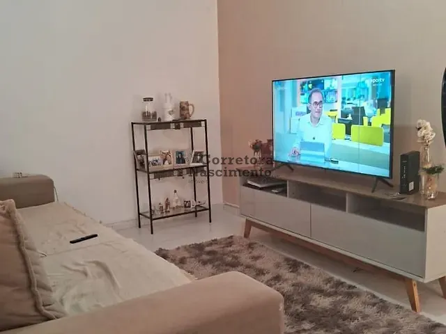 Casa com 250m² 3 quartos e 2 banheiros, à venda, no bairro Jardim Terras de São João em Jacareí