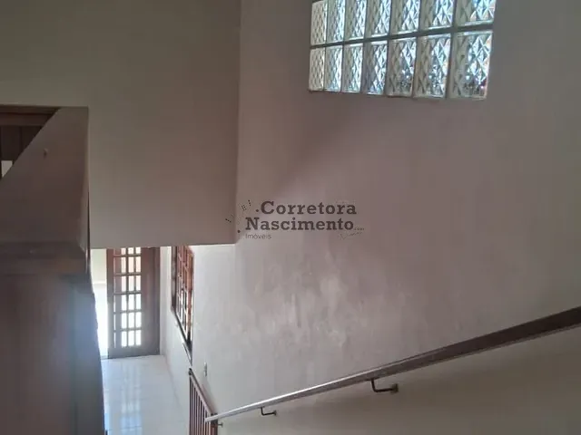 Casa com 250m² 3 quartos e 2 banheiros, à venda, no bairro Jardim Terras de São João em Jacareí