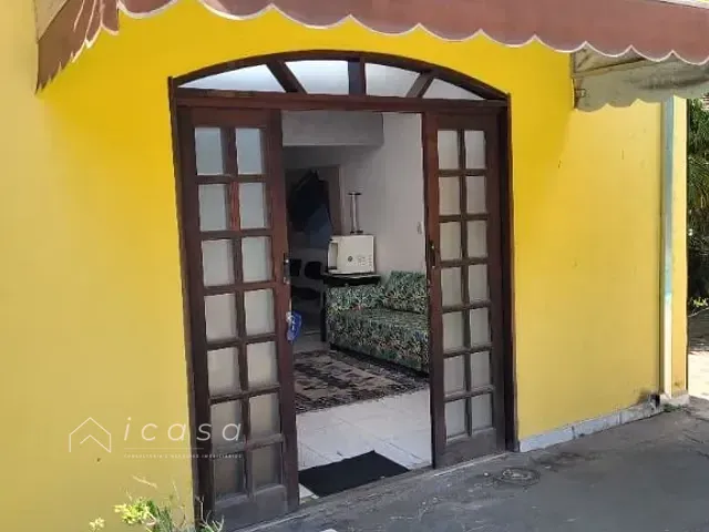 Casa com 1077m² 3 quartos e 8 banheiros, à venda, no bairro Independência em Taubaté