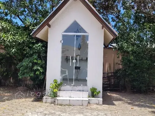 Casa com 1077m² 3 quartos e 8 banheiros, à venda, no bairro Independência em Taubaté