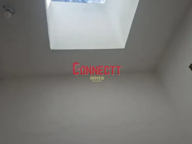 Casa com 160m² 3 quartos e 2 banheiros, à venda, no bairro Parque dos Pinus em Ribeirão Preto