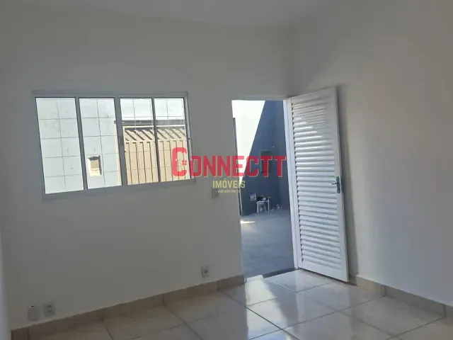 Casa com 160m² 3 quartos e 2 banheiros, à venda, no bairro Parque dos Pinus em Ribeirão Preto