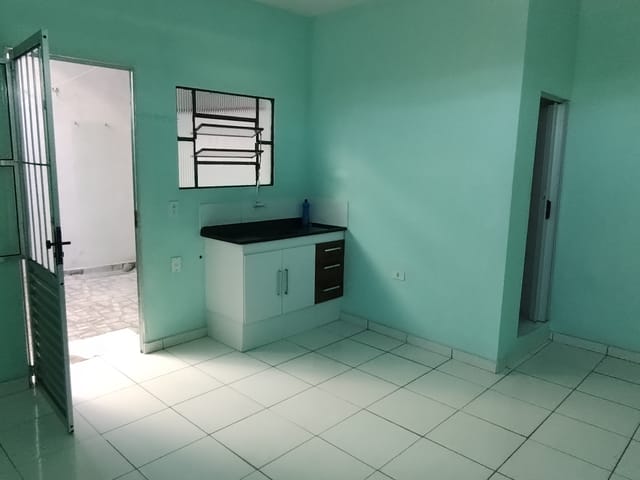 Foto do Casa - 1 cômodo com vaga para MOTO, Parque Continental II, Guarulhos, SP | Imobiliária Compare