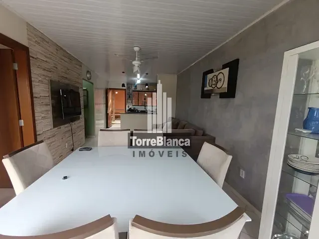Casa com 58m² 2 quartos e 1 banheiro, para alugar, no bairro Contorno em Ponta Grossa