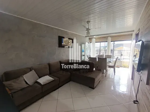 Casa com 58m² 2 quartos e 1 banheiro, para alugar, no bairro Contorno em Ponta Grossa