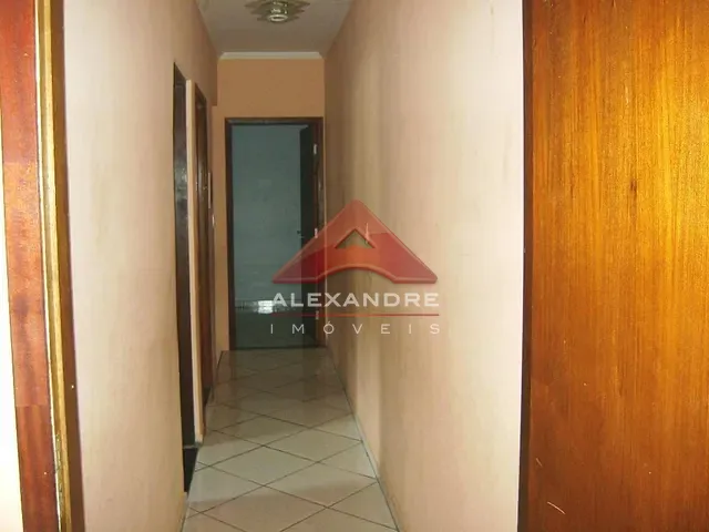 Casa com 175m² 4 quartos e 2 banheiros, à venda, no bairro Campos de São José em São José dos Campos