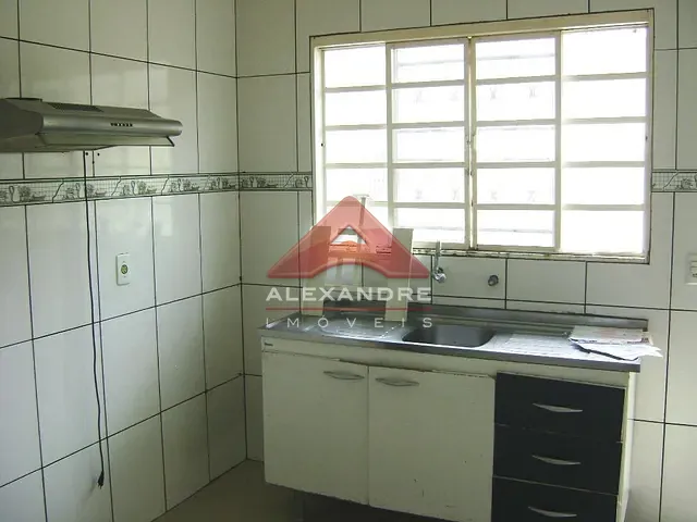 Casa com 175m² 4 quartos e 2 banheiros, à venda, no bairro Campos de São José em São José dos Campos