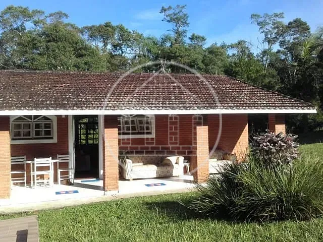 Casa com 1000m² 1 quarto e 2 banheiros, à venda, no bairro Colônia (Zona Sul) em São Paulo