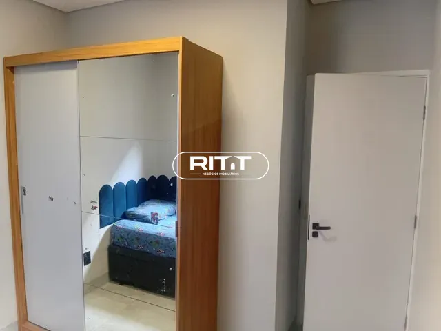 Casa com 300m² 3 quartos e 3 banheiros, à venda, no bairro Jardim Golden Park Residence em Hortolândia