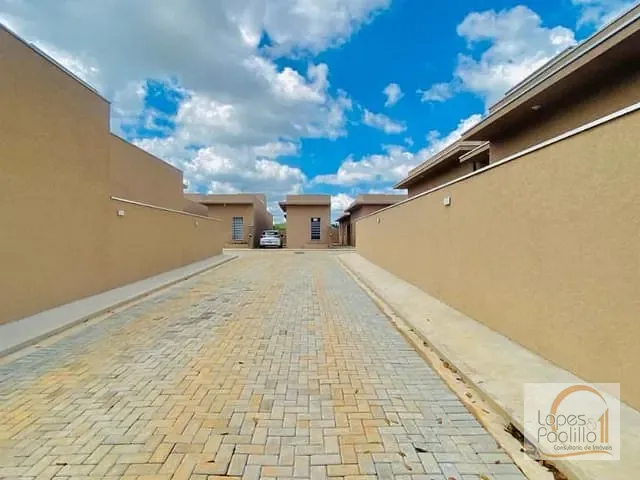 Casa com 125m² 2 quartos e 1 banheiro, à venda, no bairro Jardim Santa Fe em Bom Jesus dos Perdões