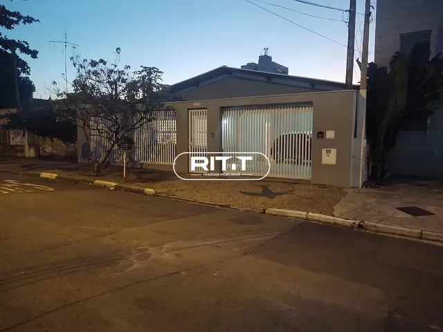 Casa com 262m² 4 quartos e 4 banheiros, à venda, no bairro Jardim Quarto Centenário em Campinas