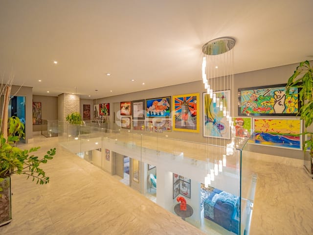 Casa com 2000m² 5 quartos e 5 banheiros, à venda ou para alugar, no bairro Tamboré em Barueri