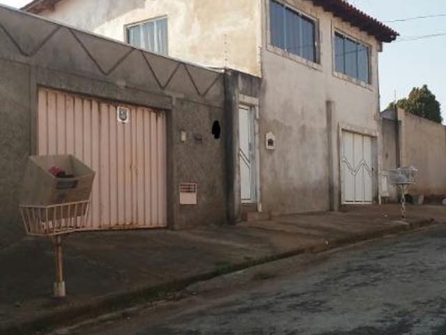 Foto do Casa - Casa à venda 3 Quartos, 1 Suite, 200M², Beija-Flor II, Uberaba - MG | ZUCATO IMOBILIARIA LTDA